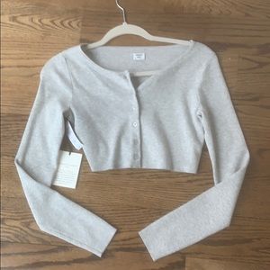 ARITZIA grey button down long sleeve (NWT!!)